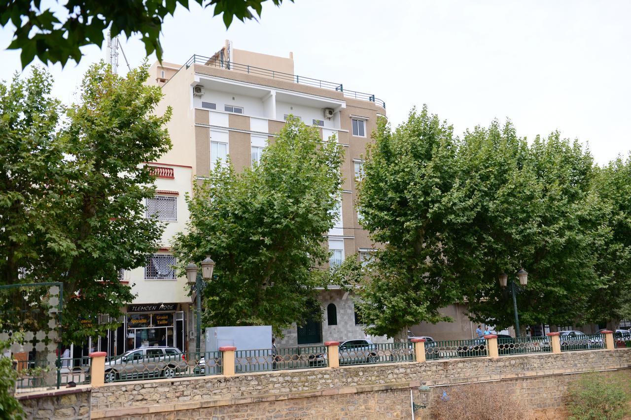 Hotel Grand Bassin Tlemcen Exterior photo