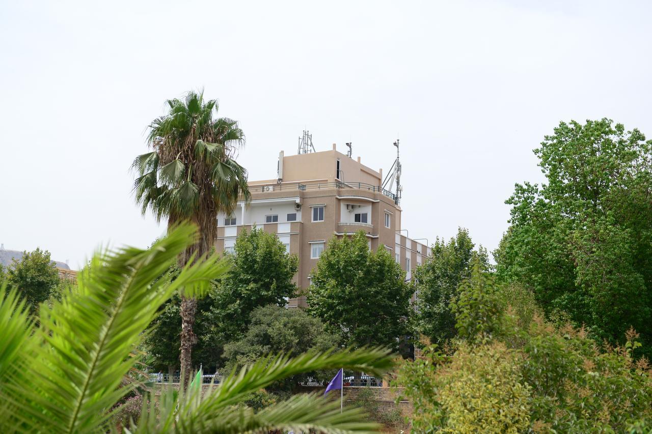 Hotel Grand Bassin Tlemcen Exterior photo